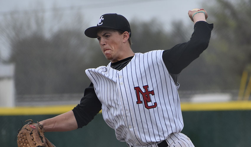 Pirates Allow Only One Hit In Win