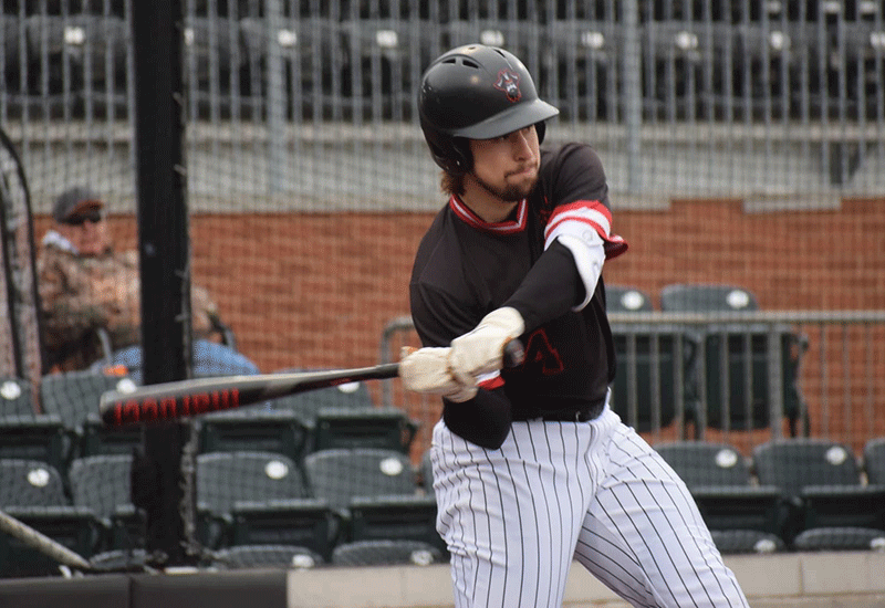 Pirates Get Swept By Redlands CC