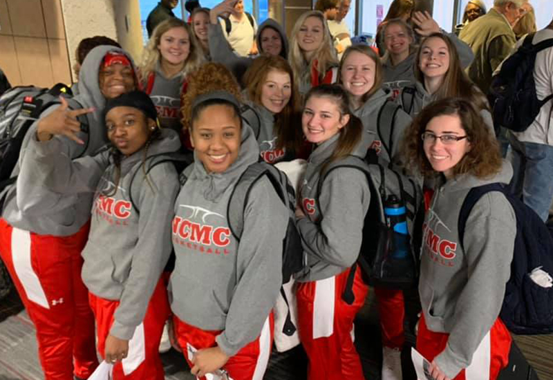 Florida Trip Split For Lady Pirates