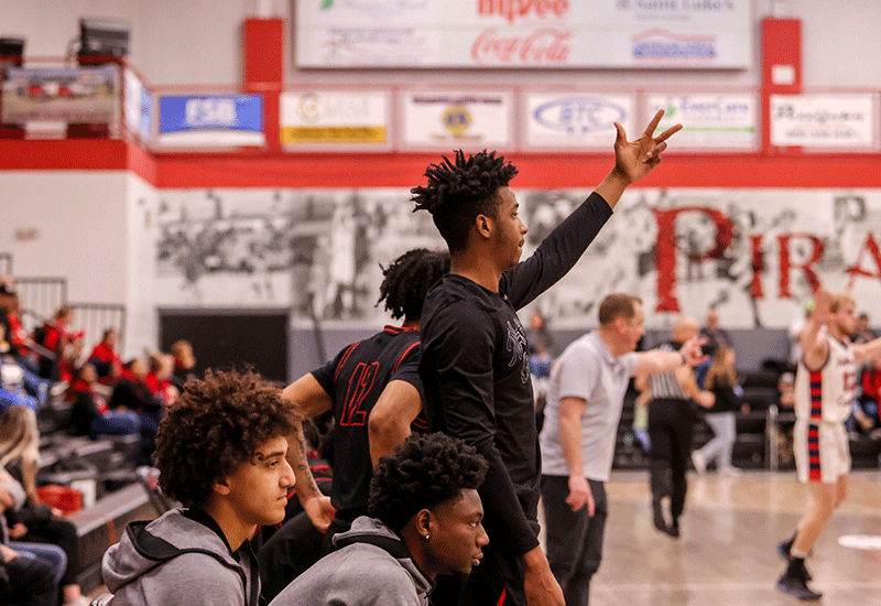 Pirates Stay Perfect In Region 16 With 83-70 Victory Over St. Louis CC