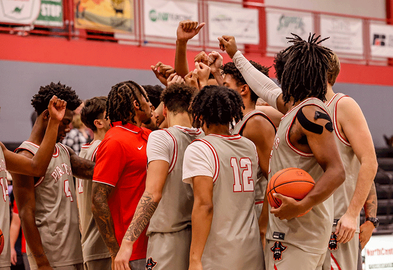 Pirates Take Down 2nd Ranked Johnson County CC On The Road