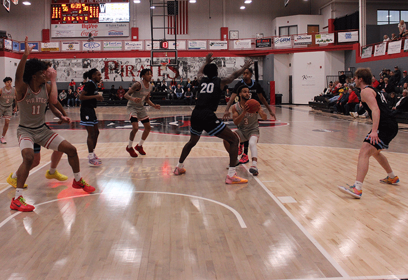 Pirates Push Winning Streak To 13 Games With 107-69 Win Over Southeast CC