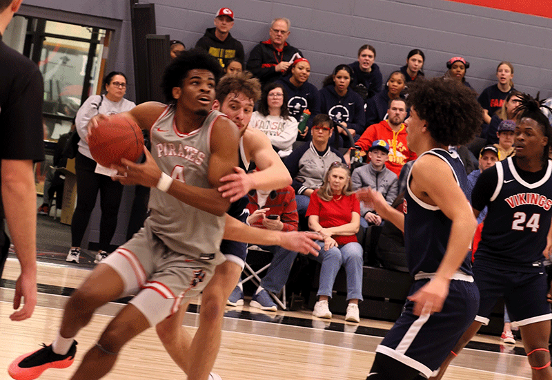 Pirates Shoot The Lights Out In 123-81 Win On Saturday