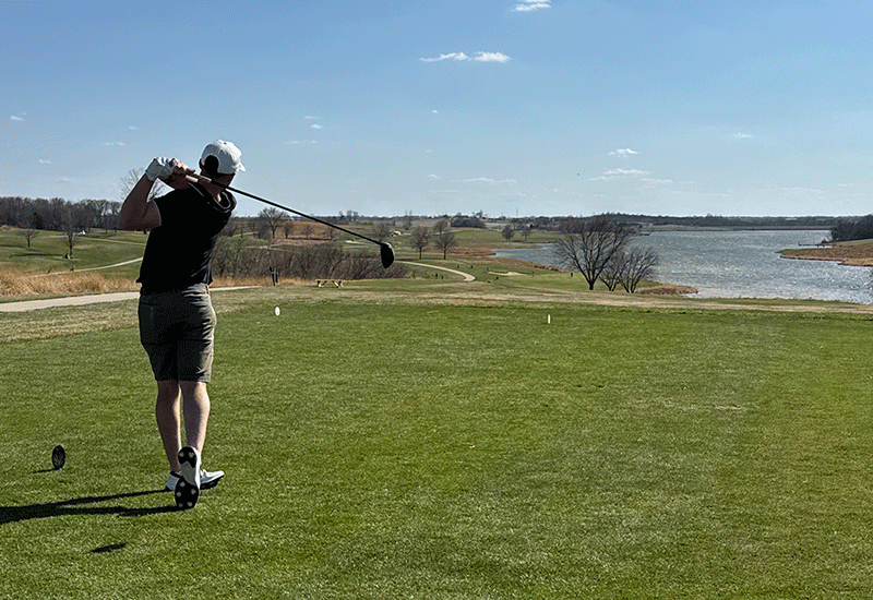 NCMC Men&rsquo;s And Women&rsquo;s Golf Compete In Windy Graceland Spring Invitational
