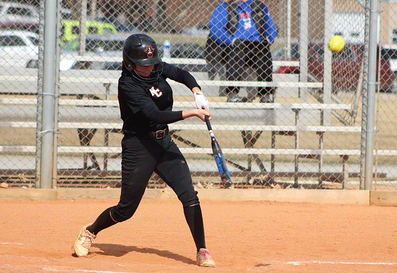 Softball Falls Twice At Crowder College