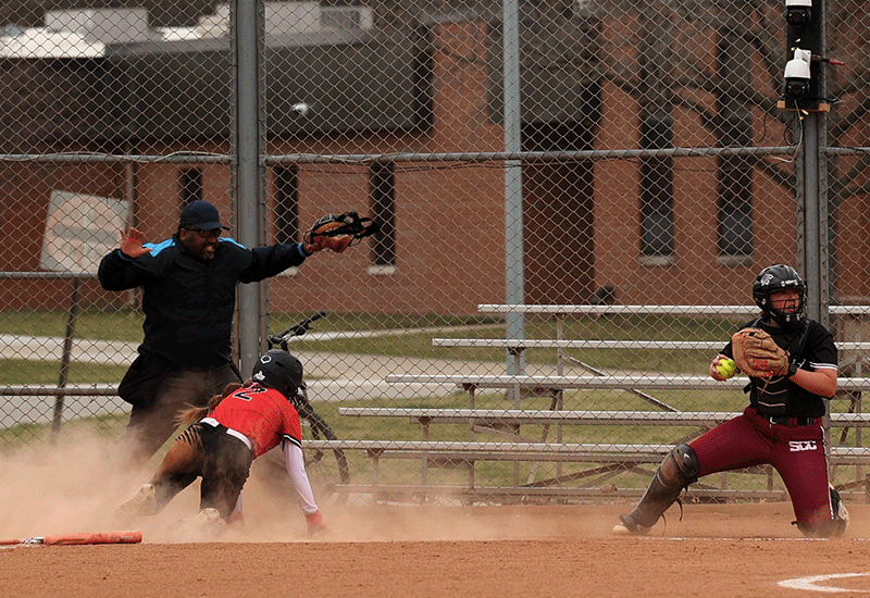 After A Pair Of Losses To KCKCC, Softball Takes Care Of St. Charles To Stay Undefeated In Region 16 Play