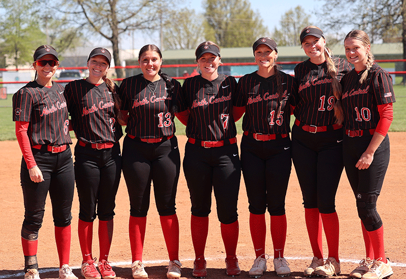 NCMC Softball Sophomores