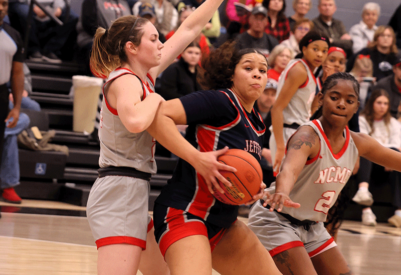 Lady Pirates Win Matchup Of Nationally Ranked Teams On Sophomore Day