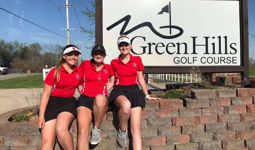 Two Lady Pirates Golfers Qualify For Nationals